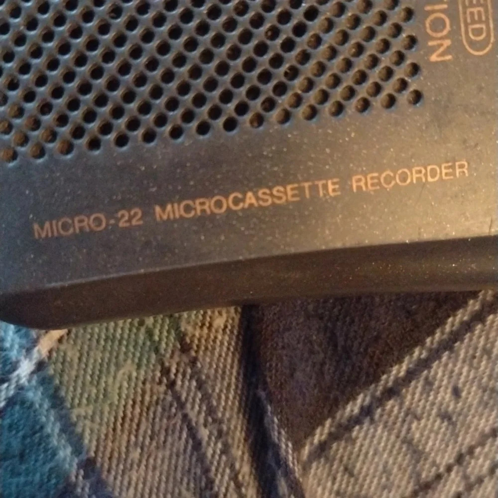 Microcassette Recorder - Picture 3 of 3